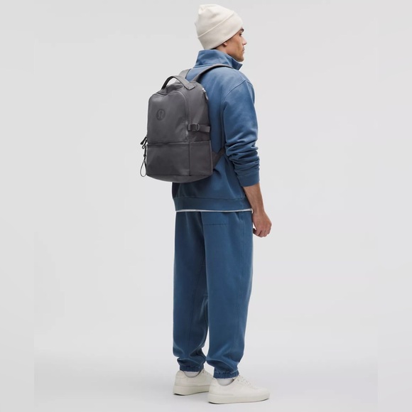 Lululemon New Crew Backpack_Navy Blue_Discontinued color - Picture 8 of 9